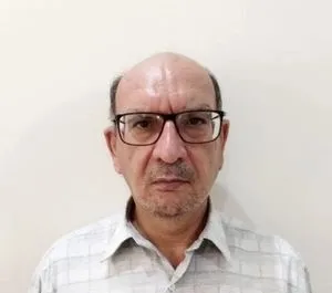 متخصص چشم‌پزشک احمدرضا احمدزاده