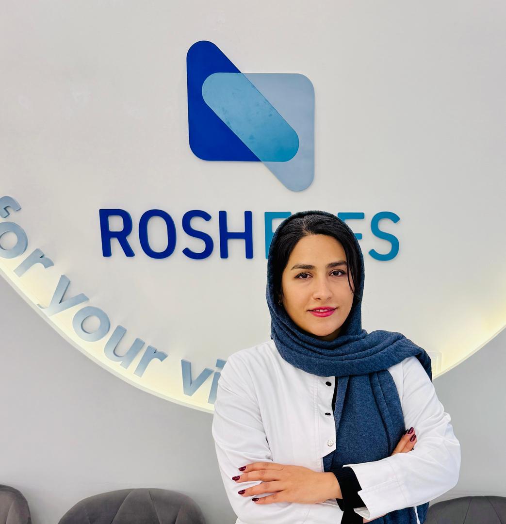 اپتومتریست مینو نصیری